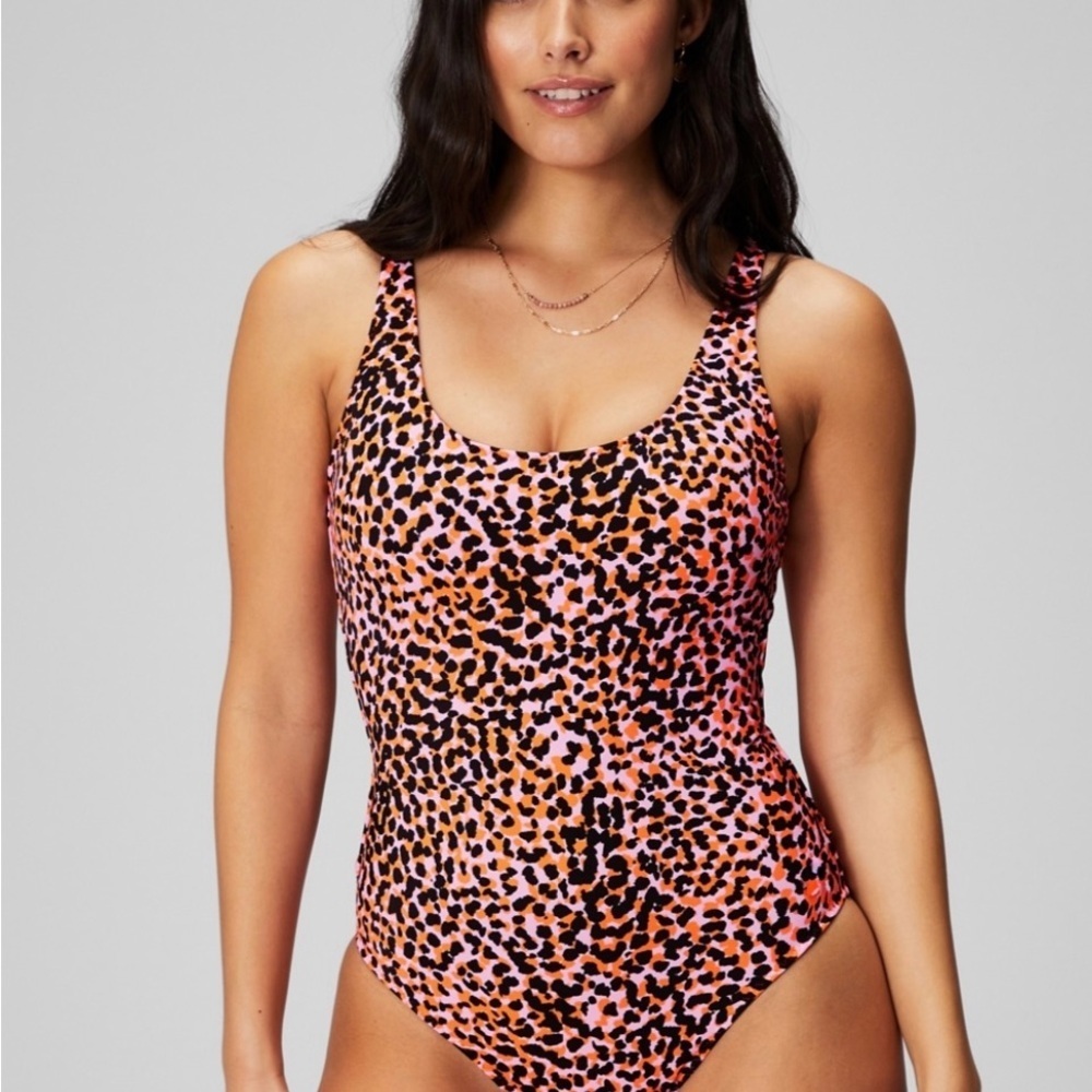 NWT Fabletics 4X Scoop Tie Back Shaping One-Piece Swimsuit Animal Print